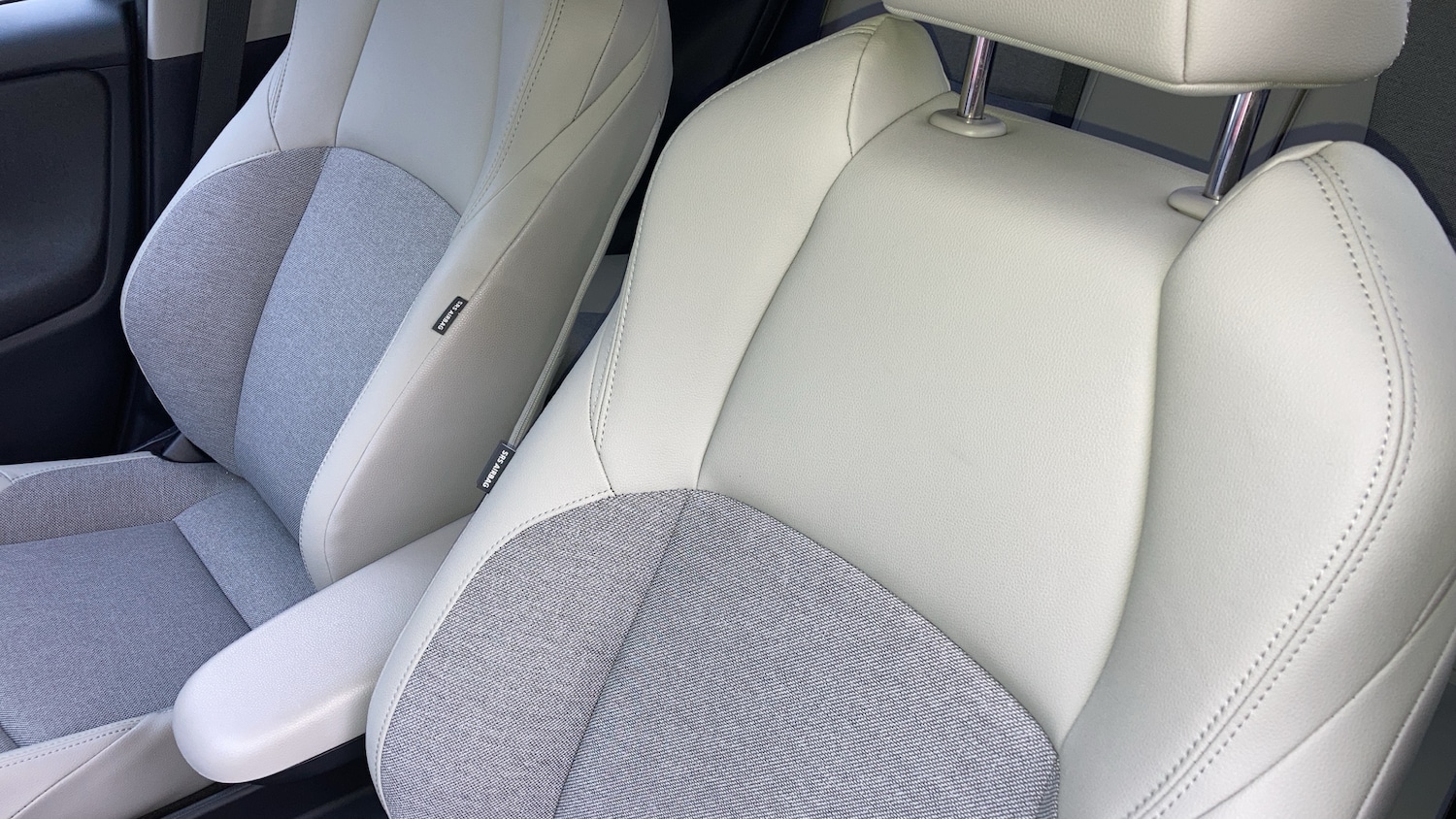 Used Toyota Yaris 2022 for sale - 77282921: Photo 11