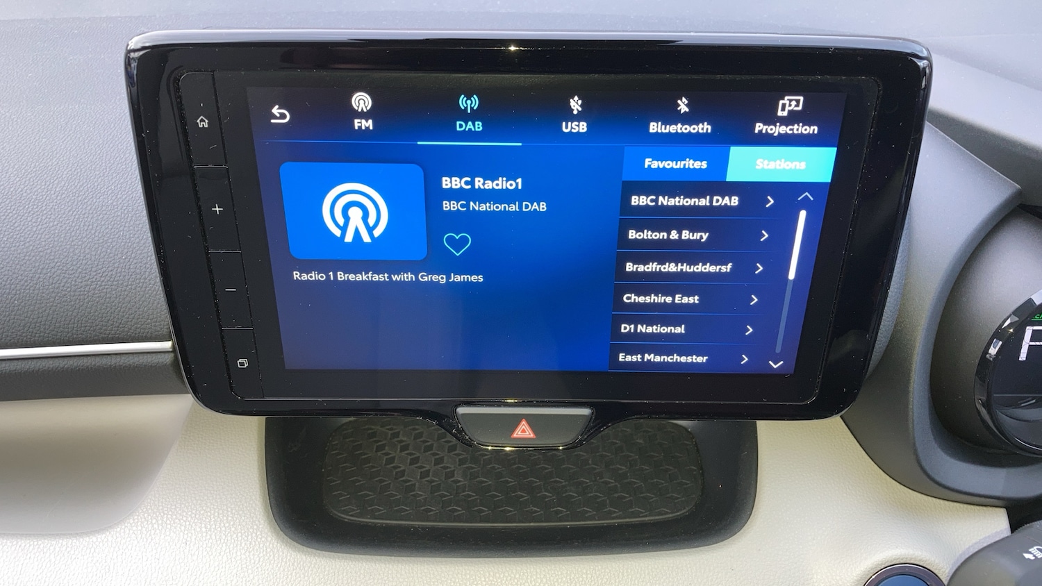 Used Toyota Yaris 2022 for sale - 77282921: Photo 42