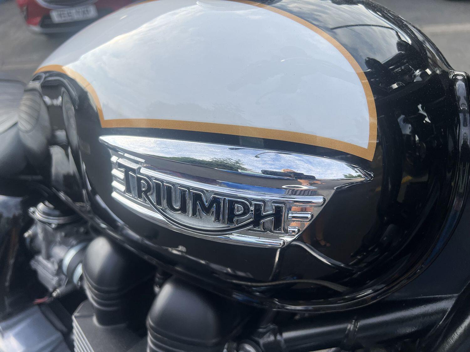 Used Triumph BONNEVILLE 865 2013 for sale - 78286248: Photo 4