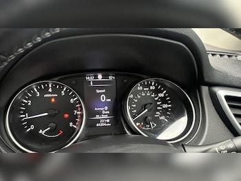 Used Nissan Qashqai 2018 for sale - 77154454: Photo