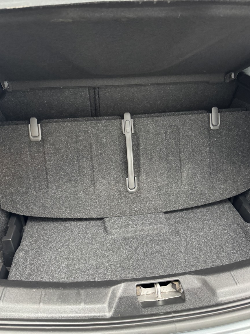 Used Volvo V40 2019 for sale - 77289060: Photo 18