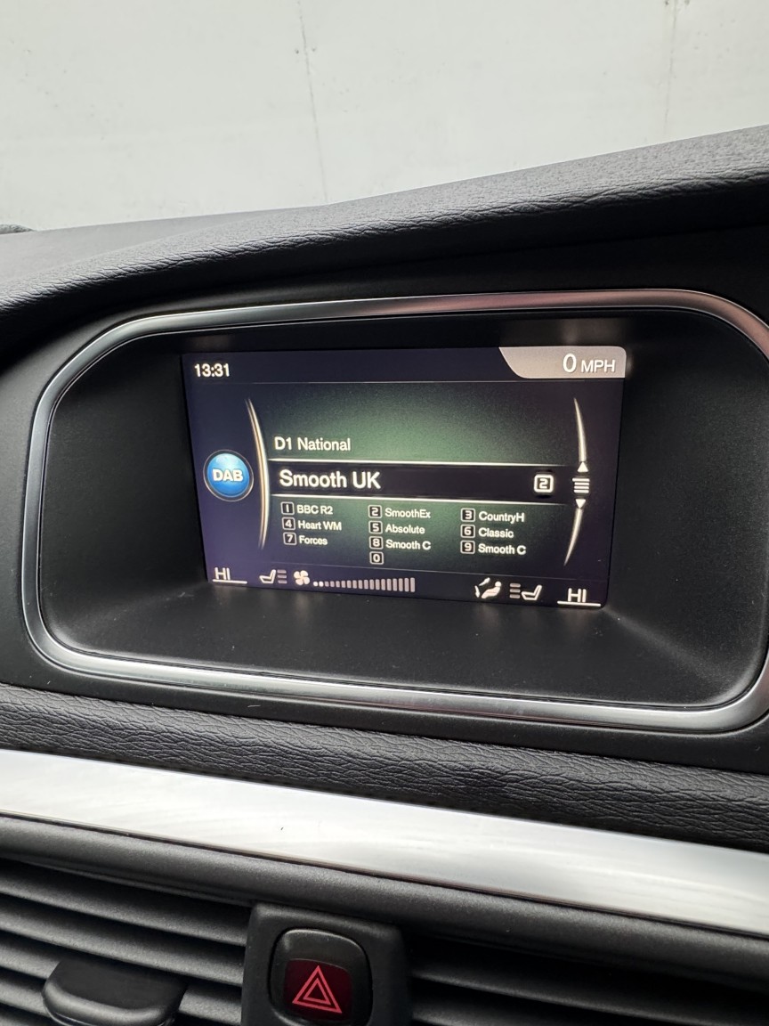 Used Volvo V40 2019 for sale - 77289060: Photo 20