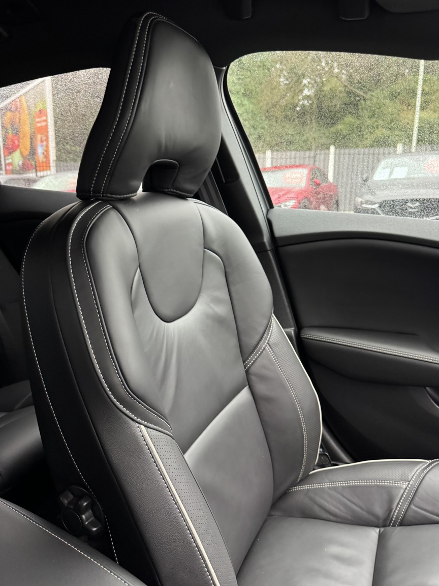 Used Volvo V40 2019 for sale - 77289060: Photo 25