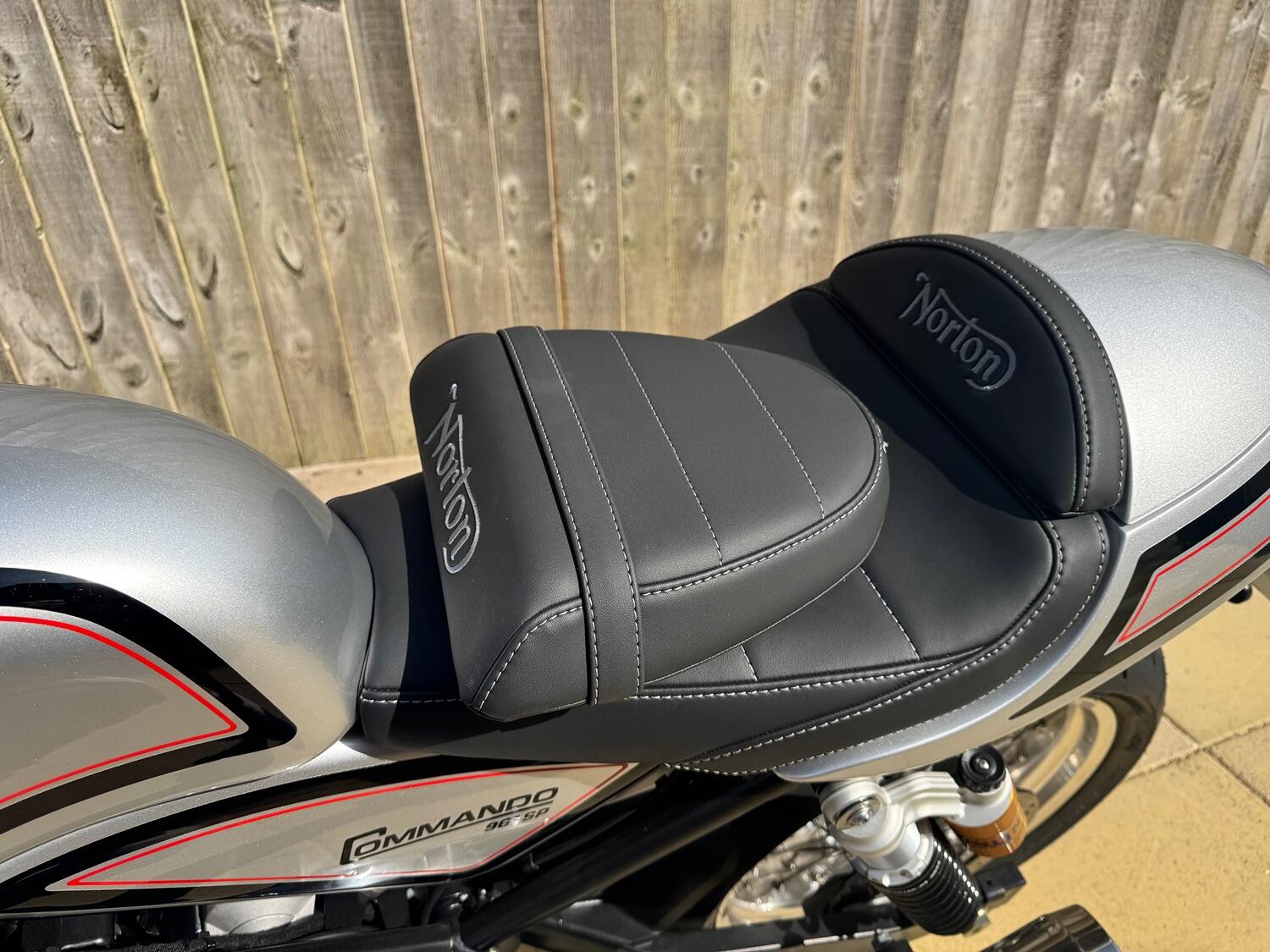 Used Norton Commando 2024 for sale - 78286250: Photo 17