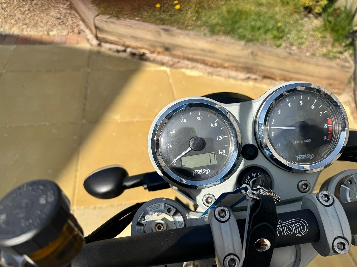 Used Norton Commando 2024 for sale - 78286250: Photo 18