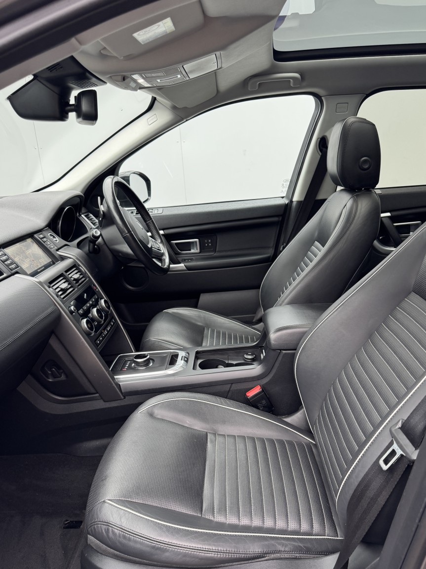 Used Land Rover Discovery Sport 2017 for sale - 78084513: Photo 15