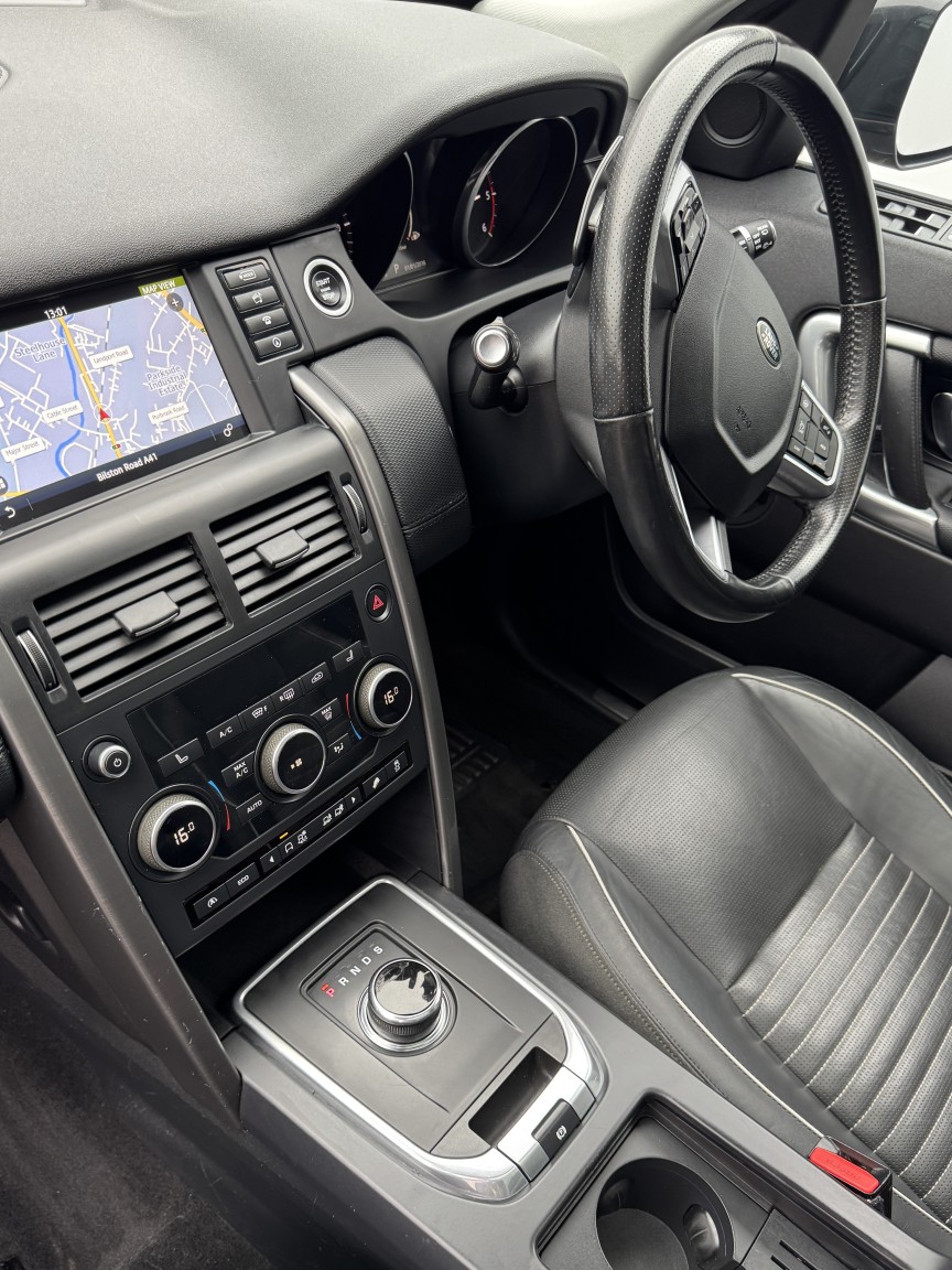 Used Land Rover Discovery Sport 2017 for sale - 78084513: Photo 16