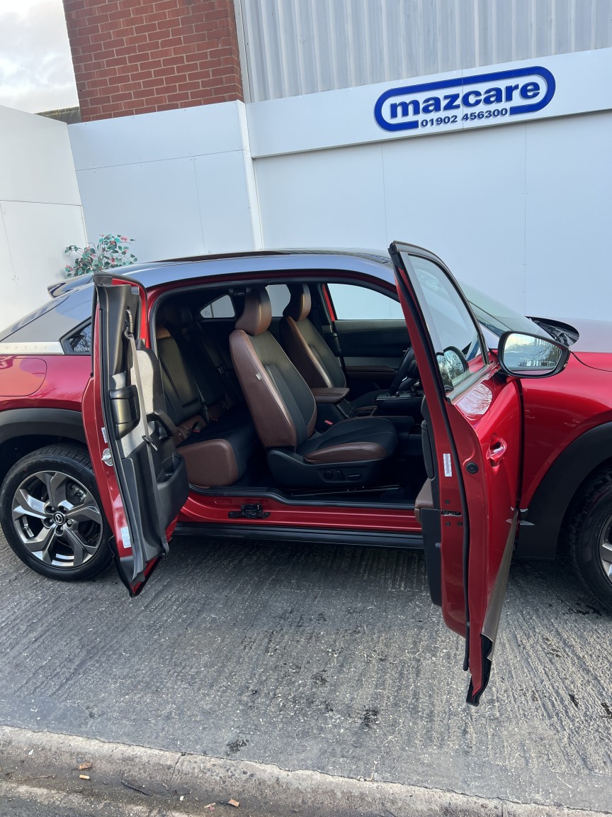 Used Mazda MX-30 2021 for sale - 77154336: Photo 2