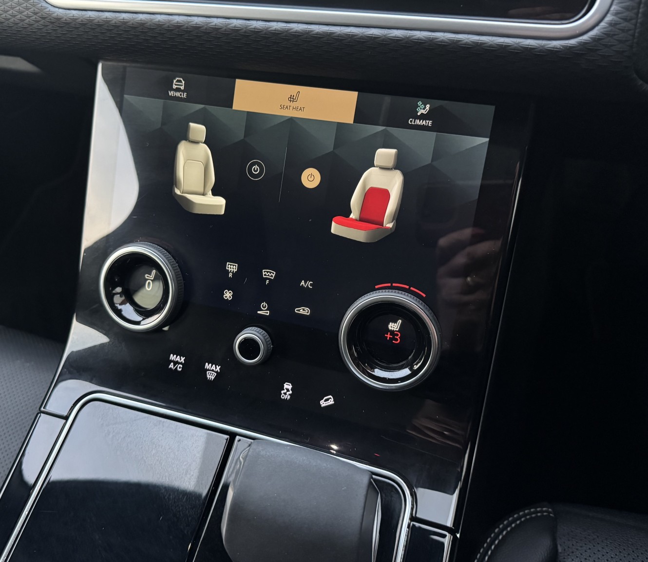 Used Land Rover Range Rover Velar 2022 for sale - 77201339: Photo 3