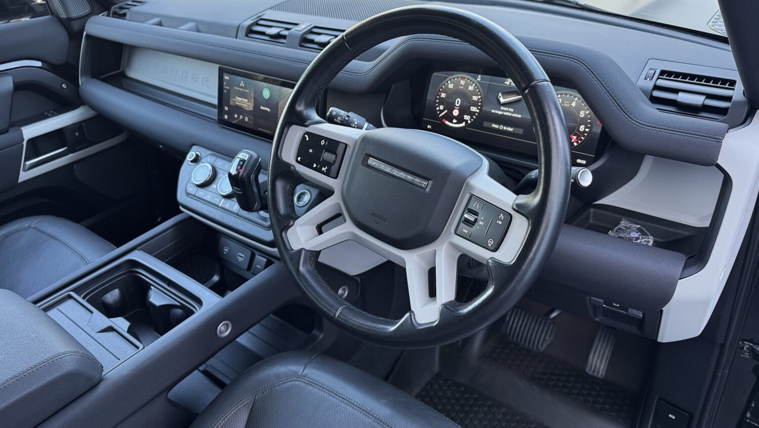 Used Land Rover Defender 90 2022 for sale - 77921300: Photo 34