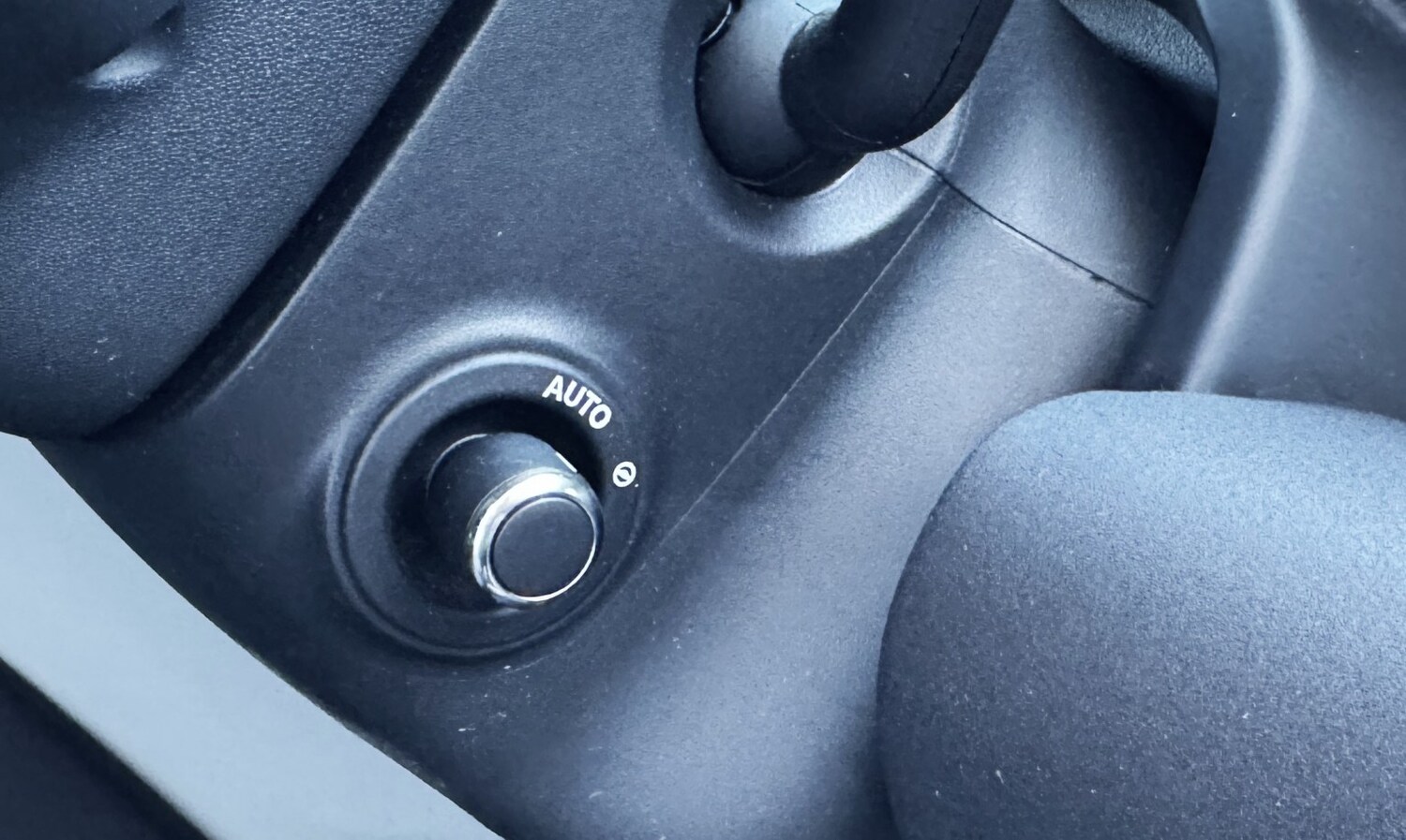 Used Land Rover Defender 90 2022 for sale - 77921300: Photo 36