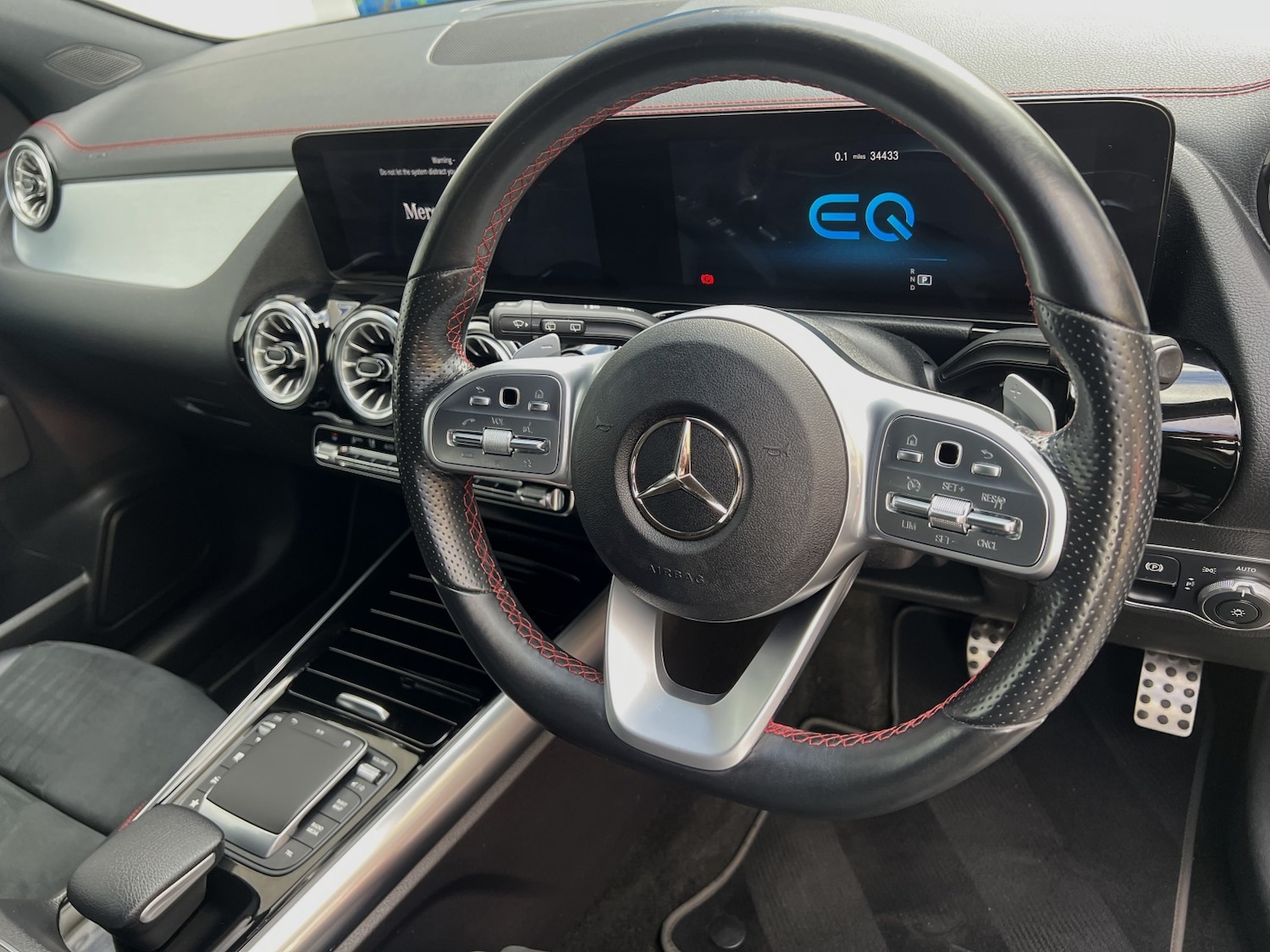 Used Mercedes-Benz EQA 2021 for sale - 77154400: Photo 2