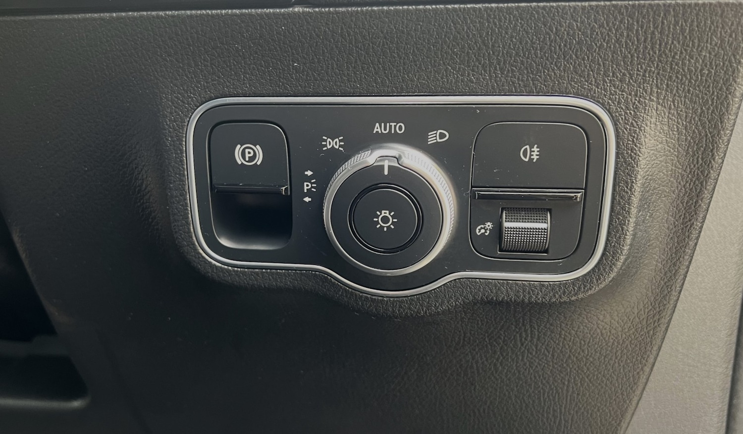 Used Mercedes-Benz EQA 2021 for sale - 77154400: Photo 25