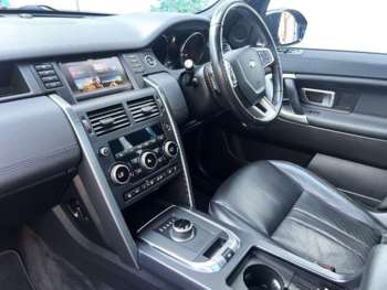 Used Land Rover Discovery Sport 2018 for sale - 74543338: Photo