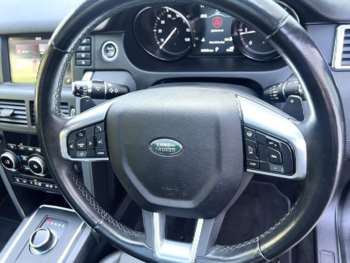 Used Land Rover Discovery Sport 2018 for sale - 74543338: Photo