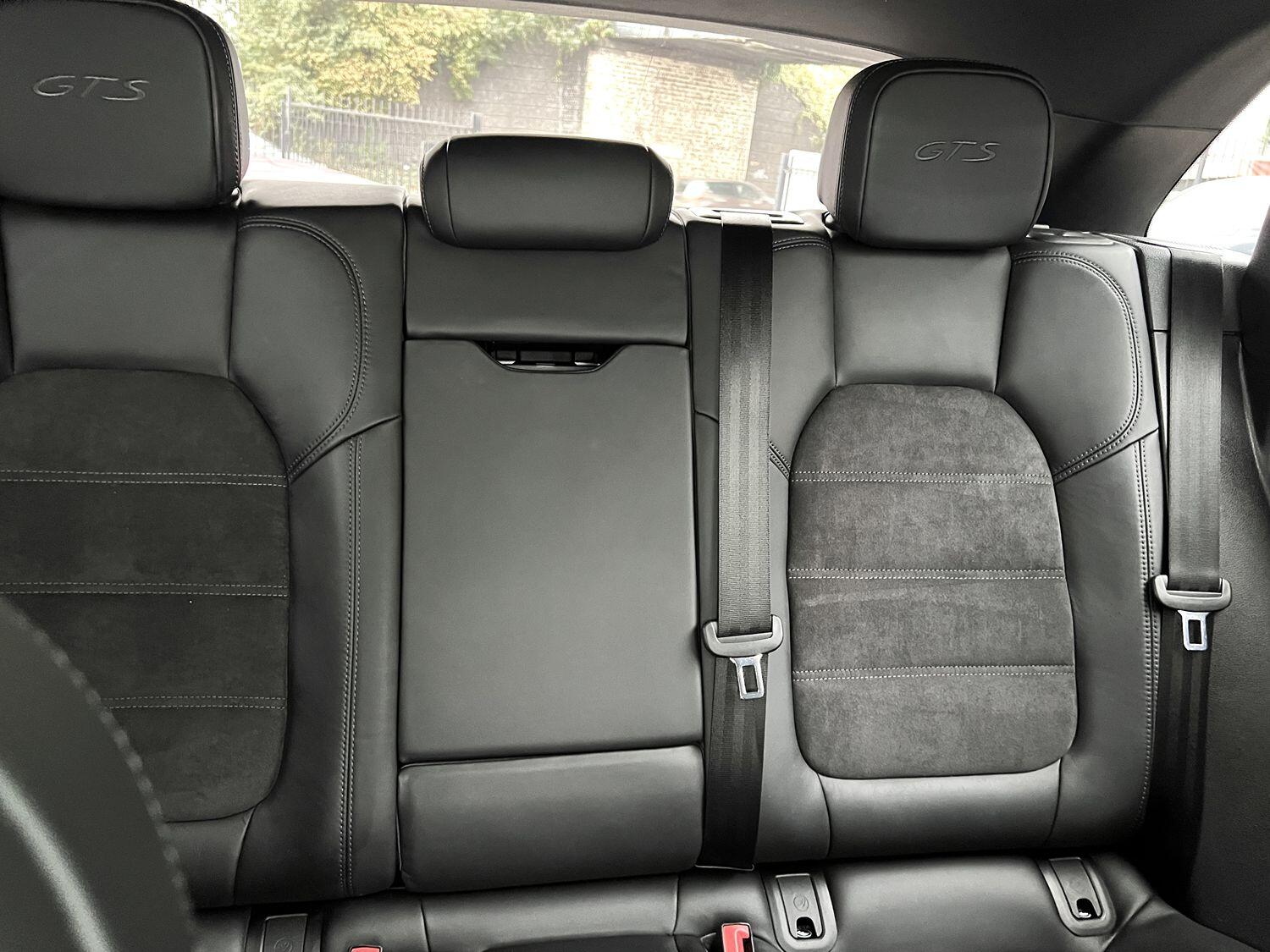 Used Porsche Macan 2021 for sale - 77154449: Photo 25