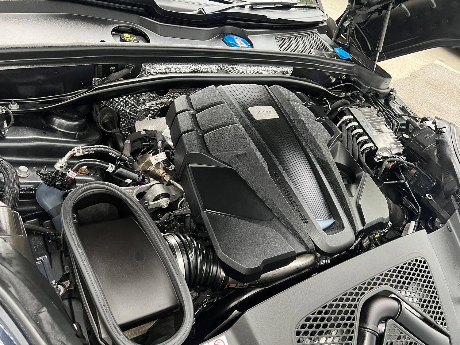 Used Porsche Macan 2021 for sale - 77154449: Photo 34