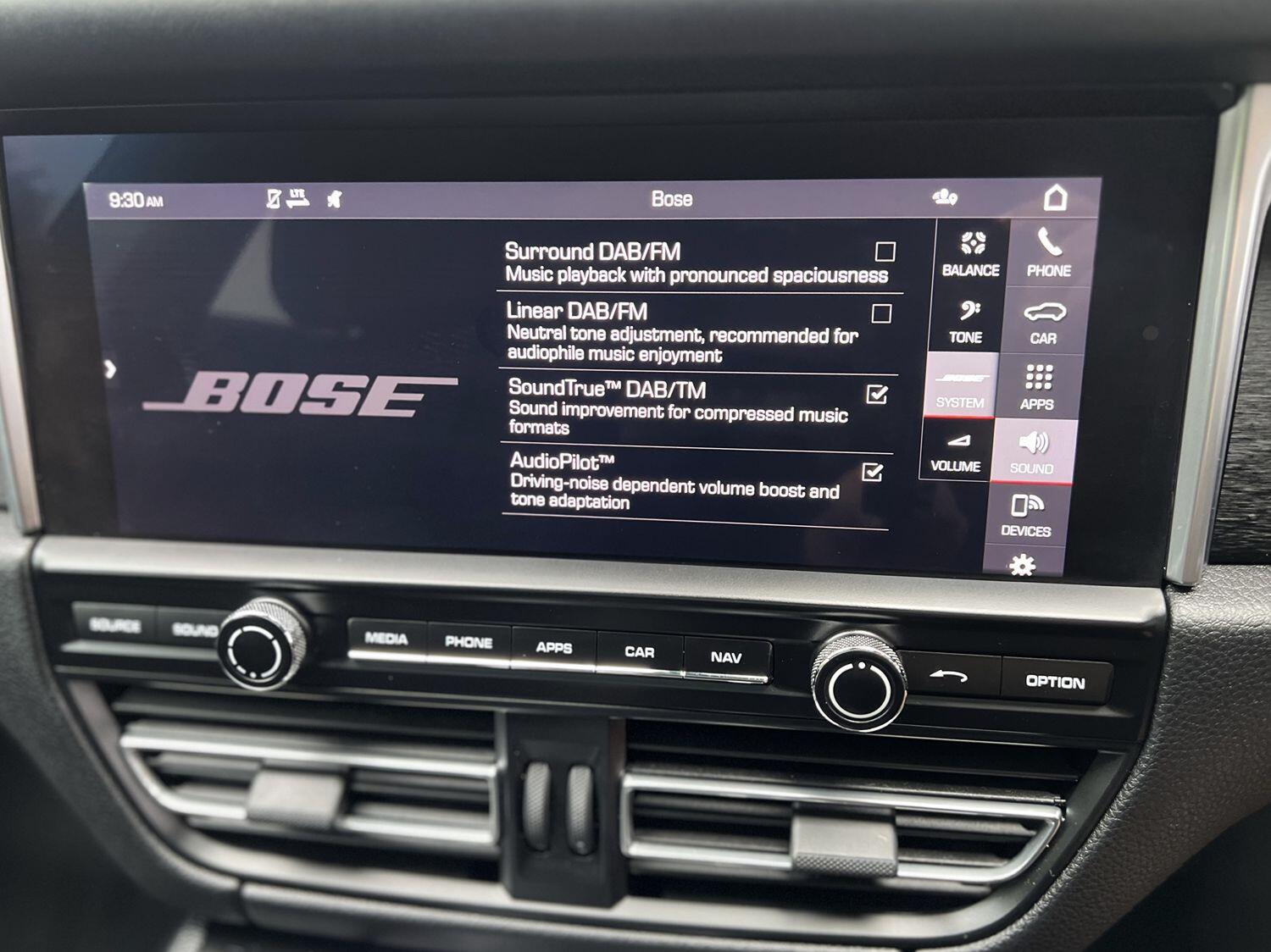 Used Porsche Macan 2021 for sale - 77154449: Photo 46