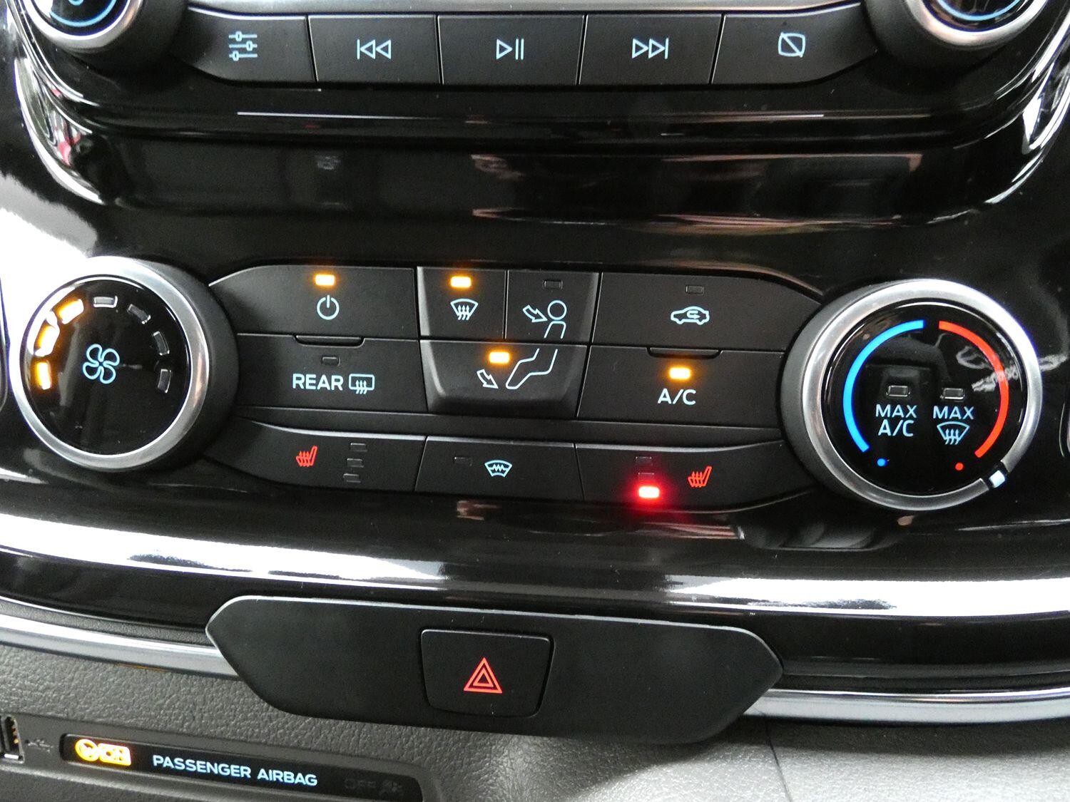 Used Ford Tourneo Custom 2022 for sale - 77213413: Photo 2