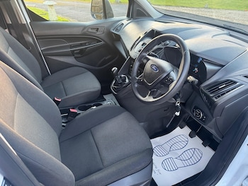 Used Ford Transit Connect 2018 for sale - 76793604: Photo