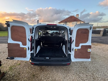 Used Ford Transit Connect 2018 for sale - 76793604: Photo