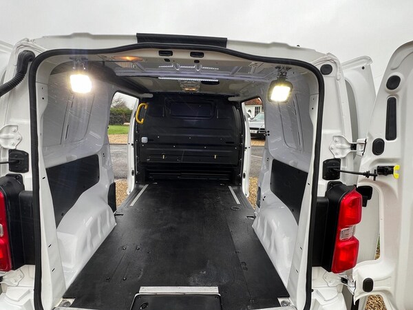 Used Vauxhall Vivaro 2020 for sale - 75234994: Photo 9
