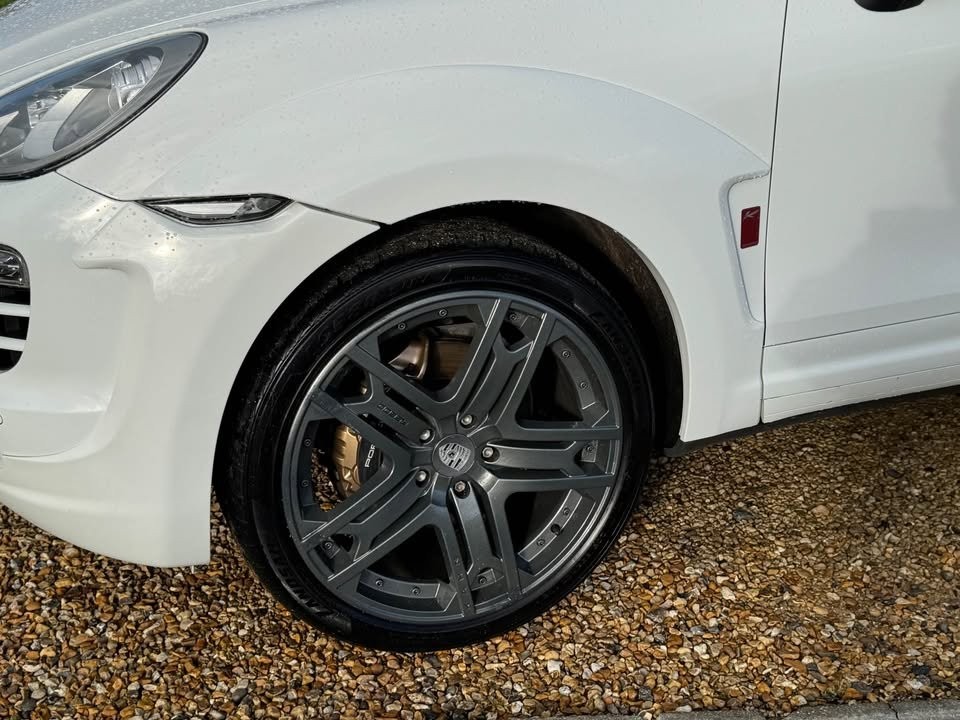 Used Porsche Cayenne 2012 for sale - 77855020: Photo 4