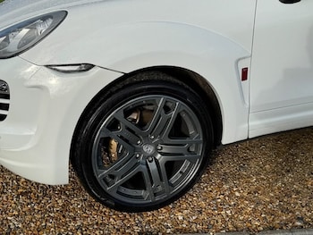 Used Porsche Cayenne 2012 for sale - 77855020: Photo