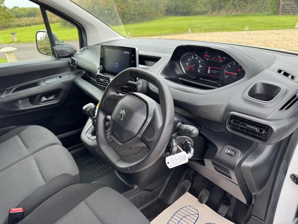 Used Peugeot Partner 2023 for sale - 78220588: Photo 2