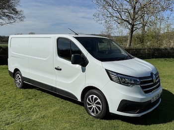 Renault Trafic feature image