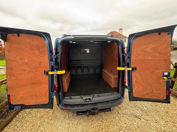 Used Ford Transit Custom 2020 for sale - 73160565: Photo 10