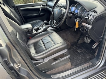 Used Porsche Cayenne 2005 for sale - 77649546: Photo