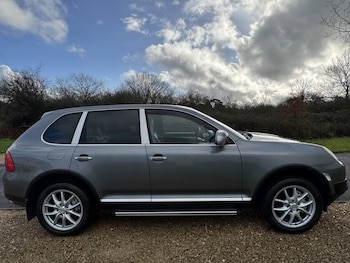 Used Porsche Cayenne 2005 for sale - 77855021: Photo