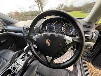 Used Porsche Cayenne 2005 for sale - 78220600: Photo