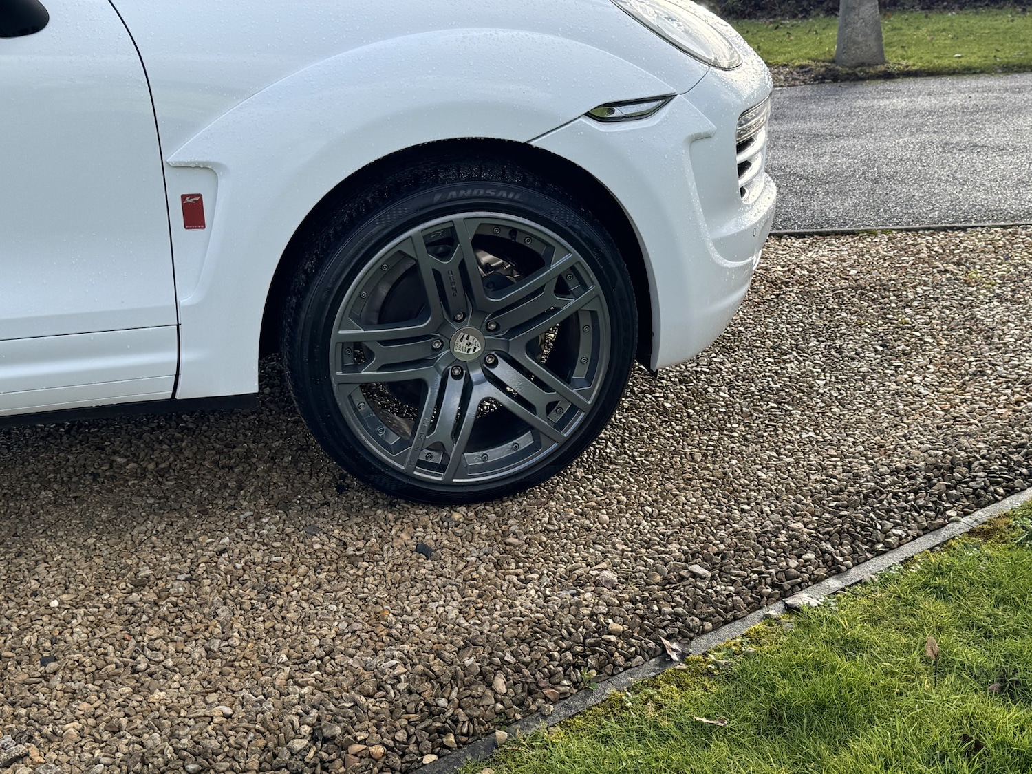 Used Porsche Cayenne 2012 for sale - 77289047: Photo 6