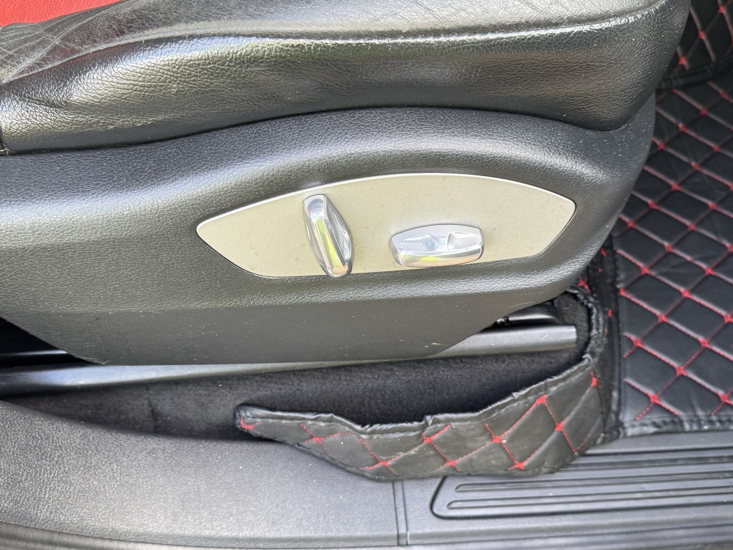 Used Porsche Cayenne 2012 for sale - 77289047: Photo 7