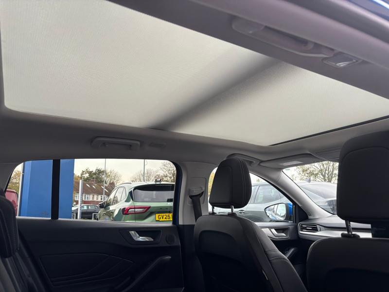 Used Ford Focus 2022 for sale - 76438460: Photo 15