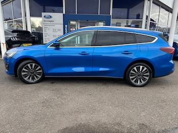 Used Ford Focus 2022 for sale - 76438460: Photo