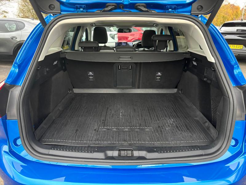 Used Ford Focus 2022 for sale - 76438460: Photo 8