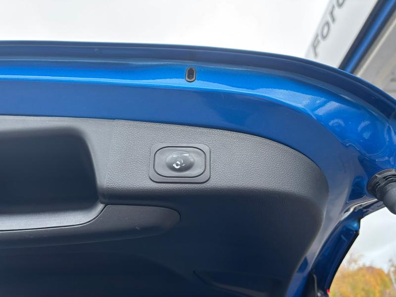 Used Ford Focus 2022 for sale - 76438460: Photo 9