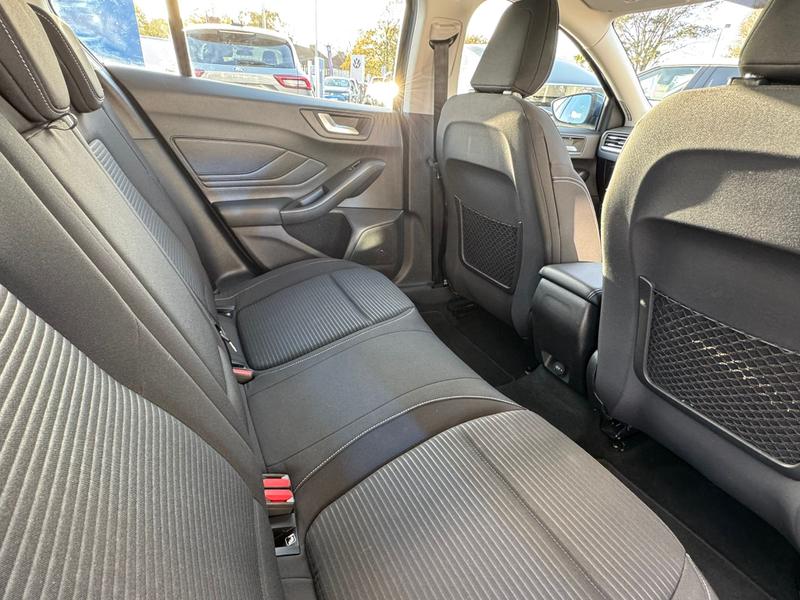 Used Ford Focus 2018 for sale - 76394243: Photo 14