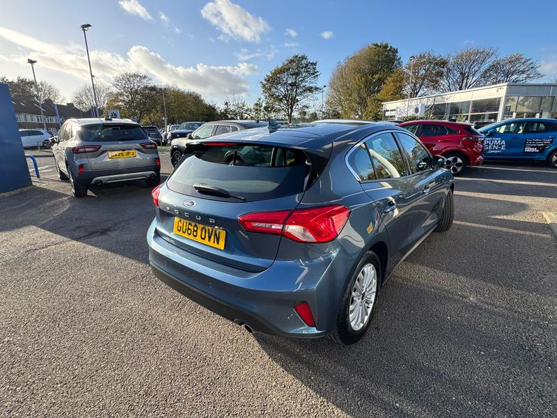 Used Ford Focus 2018 for sale - 76394243: Photo 3