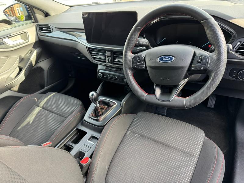 Used Ford Focus 2023 for sale - 76949137: Photo 10