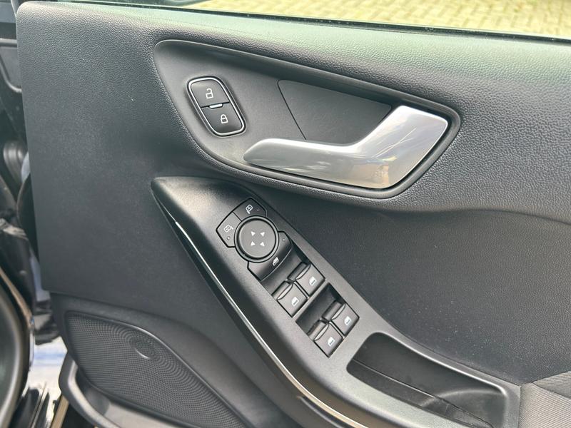 Used Ford Fiesta 2023 for sale - 76531128: Photo 24