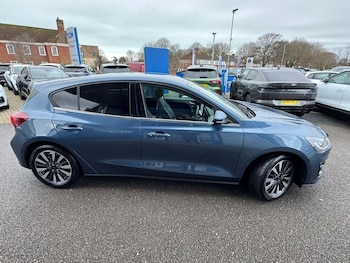 Used Ford Focus 2024 for sale - 77023007: Photo