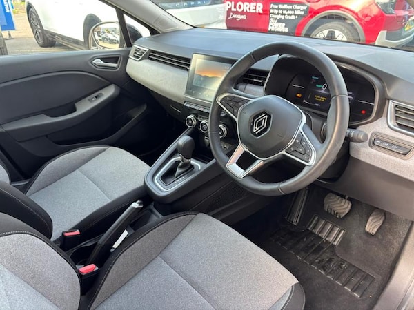 Used Renault Clio 2024 for sale - 76181114: Photo 16