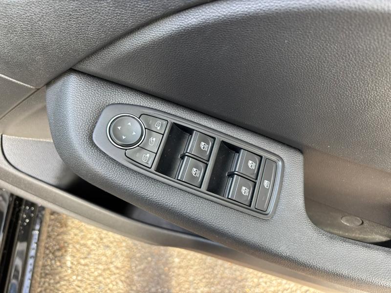 Used Renault Clio 2024 for sale - 76181114: Photo 30