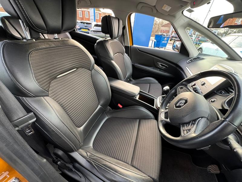 Used Renault Scenic 2017 for sale - 77393818: Photo 17