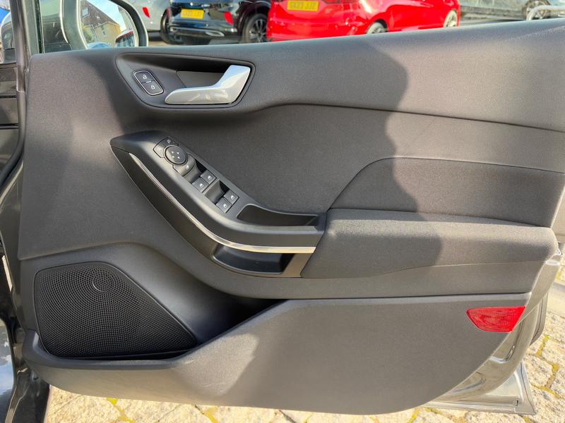 Used Ford Fiesta 2022 for sale - 76433931: Photo 21