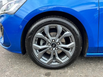 Used Ford Focus 2023 for sale - 78226701: Photo